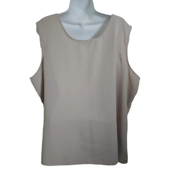 Penningtons Beige Camisole,  28/4X - Picture 5 of 9